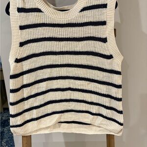 Faherty Miramar Linen Muscle Tank - Medium - Montauk Stripe